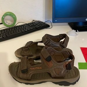 Nautica 90s type sandals